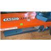Image 3 : Kasto Junior Metal Cutting Bandsaw. The green tub is not included in this lot.