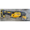 Image 2 : DeWalt DCS355 20V MAX XR Brushless Oscillating Multi-Tool with Battery and Charger
