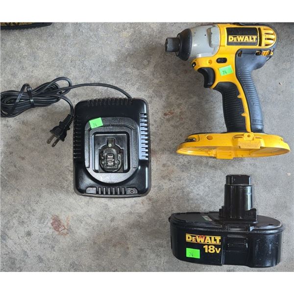 DeWalt DC825 18V Cordless Impact Driver with Battery and Charger