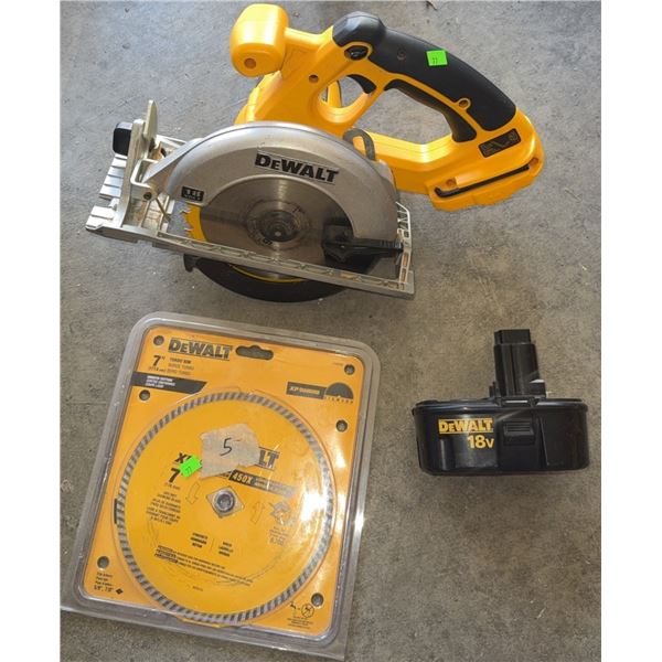 DeWalt 18V Cordless Circular Saw with Extra 7  Blade and Battery