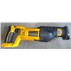 Image 2 : DeWalt 18V Reciprocating Saw, Utility Knife, and Battery