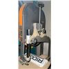 Image 2 : RIDGID BS1400 14 Inch Band Saw with Stand