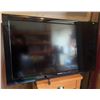 Image 1 : Toshiba 40E210U 40-Inch LCD Television with Stand