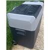 Image 3 : Alpicool Electric Cooler with Wheels and Telescopic Handle