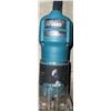 Image 3 : Makita Power Tool Lot: 3709 Router, DA3010F Angle Drill, 9005B Angle Grinder