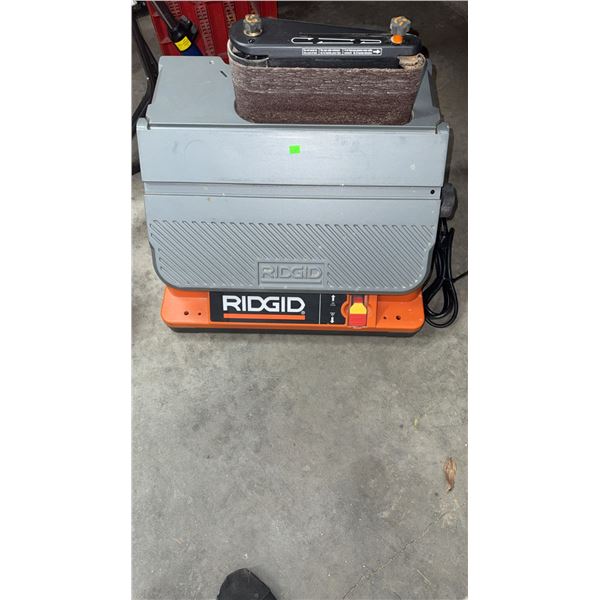RIDGID EB4424 Oscillating Edge Belt/Spindle Sander