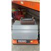 Image 2 : RIDGID EB4424 Oscillating Edge Belt/Spindle Sander