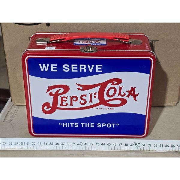 Pepsi lunchbox - immaculate