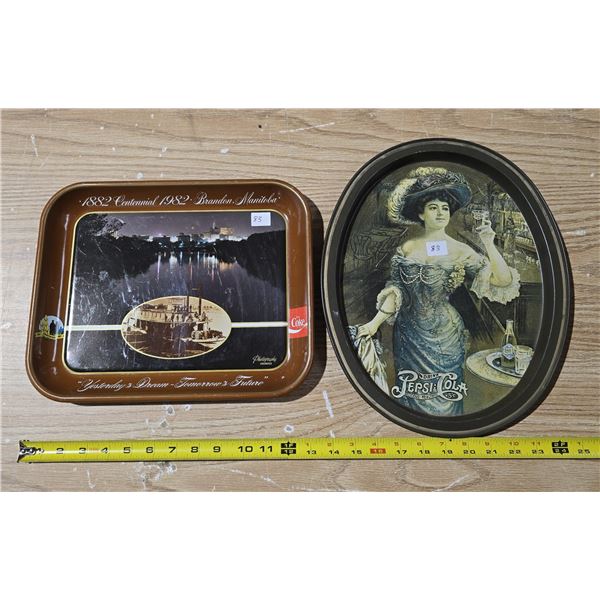 1982 Coca Cola tray + 1 Pepsi tray