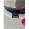 Image 6 : Size 9 - Bauer Volt 3 Skates - Like new