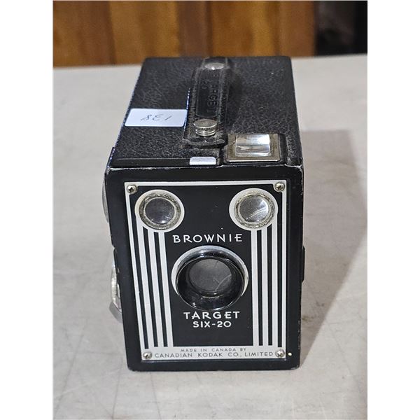 Cdn Kodak Brownie Target Camera