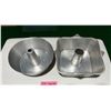 Image 1 : One piece round and 2-piece square angel food cake pans