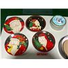Image 3 : Christmas tin and set of Santa plates