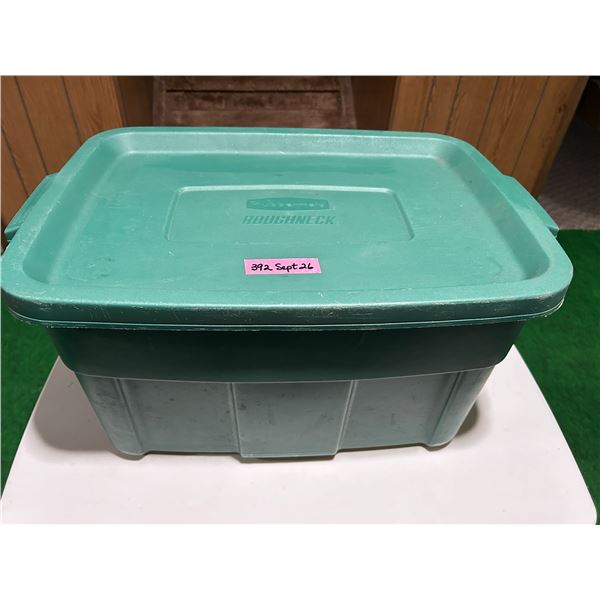 Rubbermaid Roughneck tote 21” x 15” x 12”