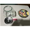 Image 2 : Clear candy dish and “fish” vase with flower arranger insert