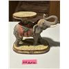 Image 2 : Elephant ornament/plant stand