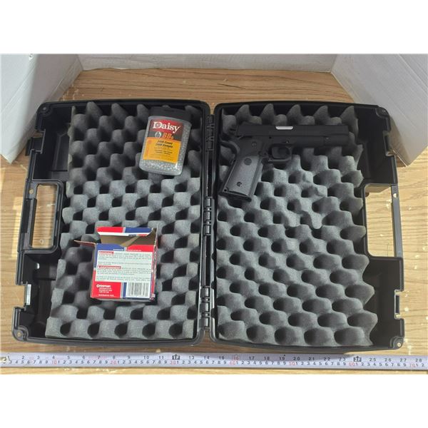 Red Alert RD-1911 Air Pistol Co2 Powered 177 Cal with 2400 BBs (14) C02 Plus Carrying Case