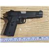 Image 3 : Red Alert RD-1911 Air Pistol Co2 Powered 177 Cal with 2400 BBs (14) C02 Plus Carrying Case