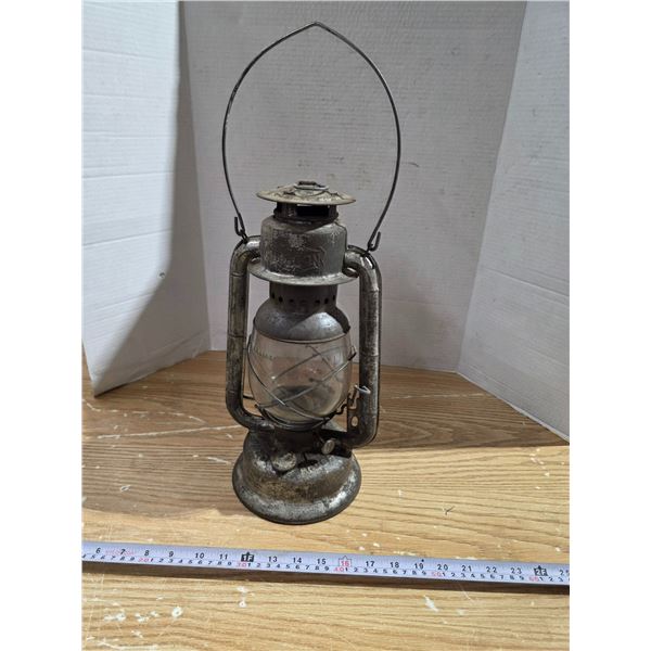 Beacon GSW 16'' Tall Barn Lantern Perfect Condition