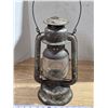 Image 3 : Beacon GSW 16'' Tall Barn Lantern Perfect Condition