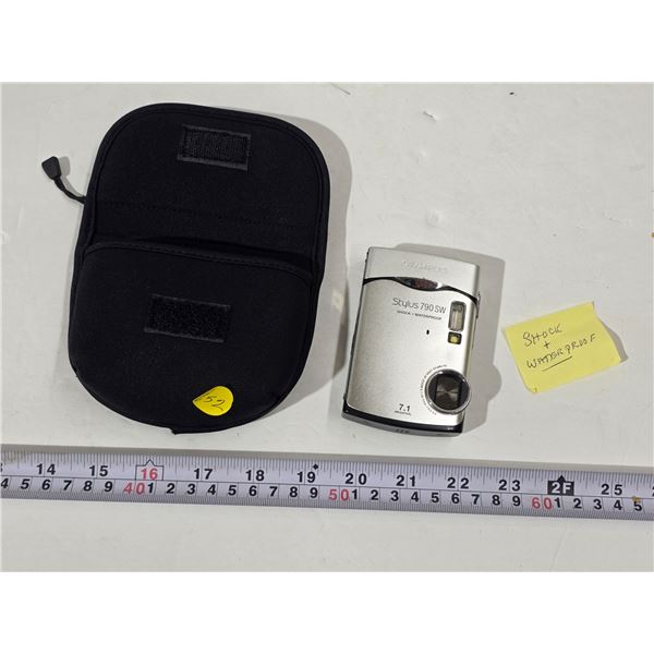 Stylus 790 SW Olympus Camera, Clip-On Sun Visor Pocket