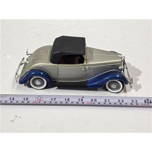 1930’s Ford Model Car