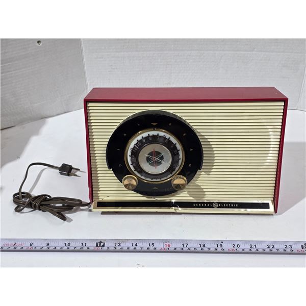 1960’s General Electric AM Radio