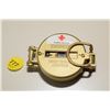 Image 1 : Red Cross Compass