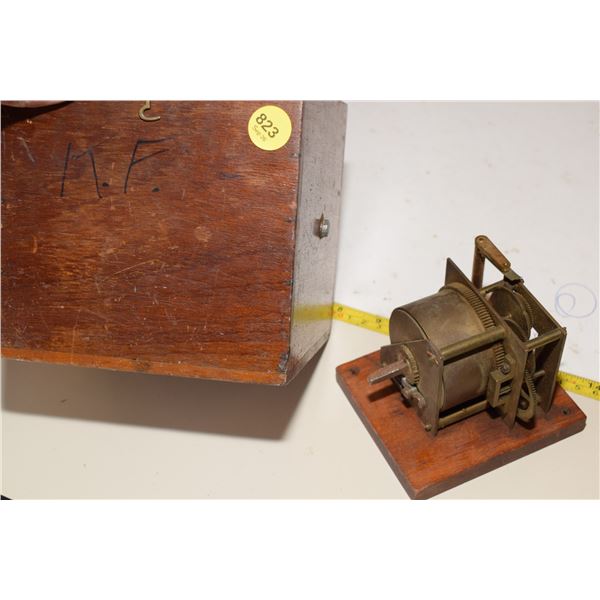 Vintage Clockwork Brass Mechanism in Fitted Wood Box for Unknown Insturment