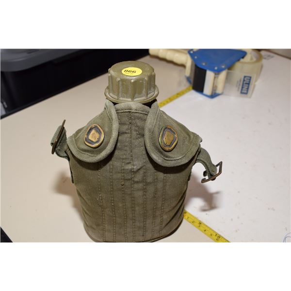 1953 Korean War Era Canadian Army 51 Pattern Canteen Carrier w/ Canteen