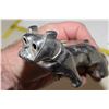 Image 3 : Mack Hood Ornament