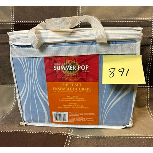Bed Sheet Set, Queen Size.  New in Package.  Cotton/Polyester.