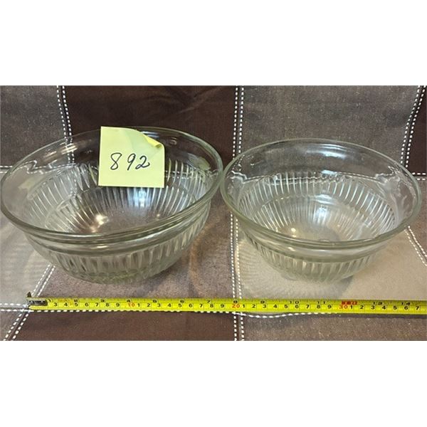 Vintage Federal Glass Depression Era Clear Pressed Glass Mixing Bowls, Set of 2.