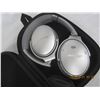 Image 3 : 928. Bose Quiet Comfort 35 Noise Cancelling Bluetooth Headphones