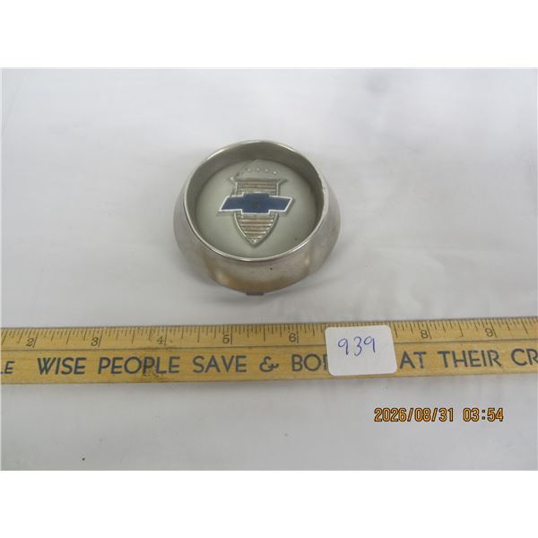 939. Antique Chevrolet Horn Button
