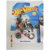 Image 2 : 942. Lot of 3 Vintage Hot Wheels Sealed