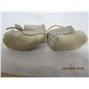 Image 4 : 967. Native American Beaded Baby Moccasins