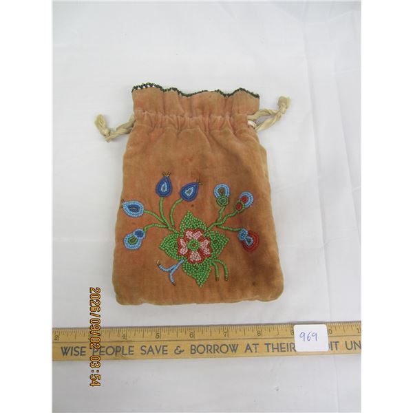 969. Antique Native American Beaded Velvet Purse Rare Item