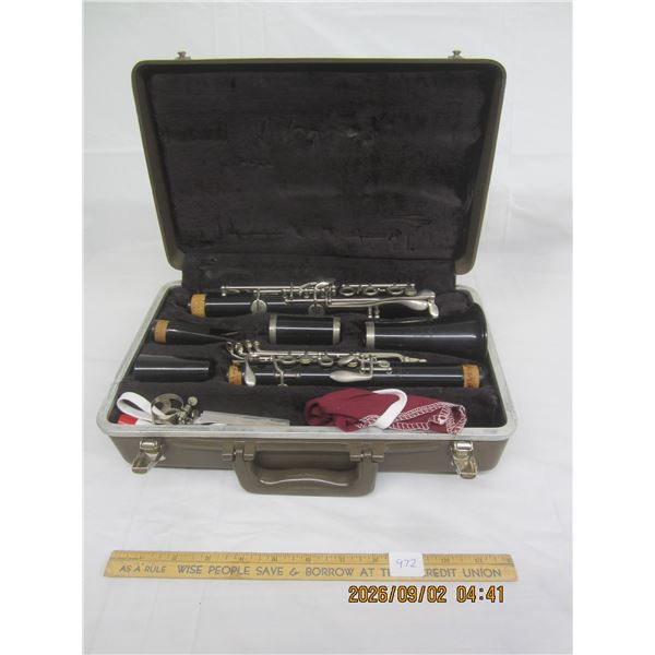 972. Buescher Aristocrat Clarinet with Case Good Shape