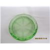 Image 2 : 996. Antique Depression Uranium Green Glass Ash Tray Glows Green Under Light
