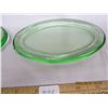 Image 3 : 998. 2 Antique Small Uranium Glass Dishes Glows Green Under Light