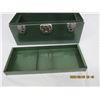 Image 4 : 1002. Vintage Green Metal Toolbox in Good Condition