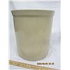 Image 3 : 1010. Antique 1 Gallon Medalta Crock