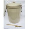 Image 7 : 1012. Antique 10 Gallon Crock with Lid