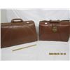 Image 1 : 1022. 2 Antique Suitcases