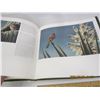Image 5 : 1026. Robert Bateman Book of The World of Robert Bateman Autographed in Good Condition
