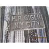 Image 2 : 1034. H.R. Giger Ailen Large Deluxe N.Y. City Book This Artist Helped Create the Ailen Monster Movie