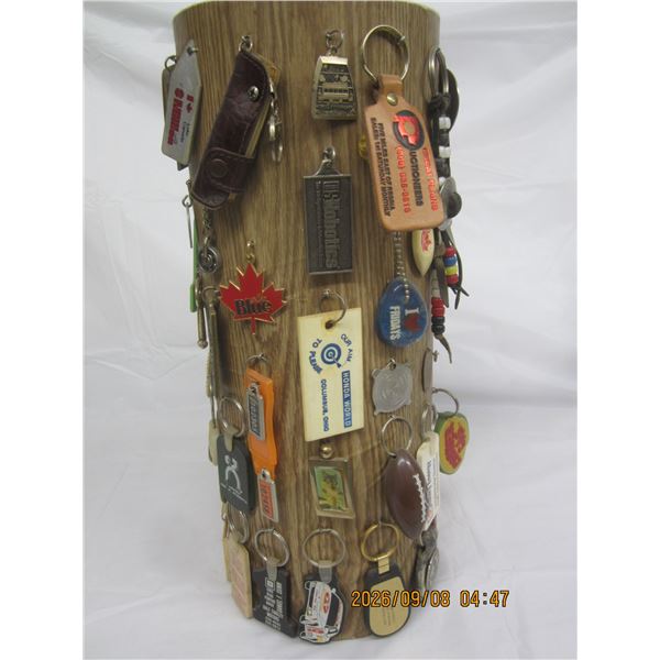 1041. Vintage Key Chain Collection