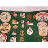 Image 5 : 1042. Collection of Vintage Buttons and Pin Backs
