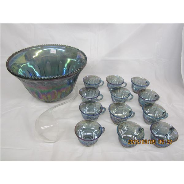 1044. Vintage Carnival Glass Punch Bowl with 12 Cups and Ladle